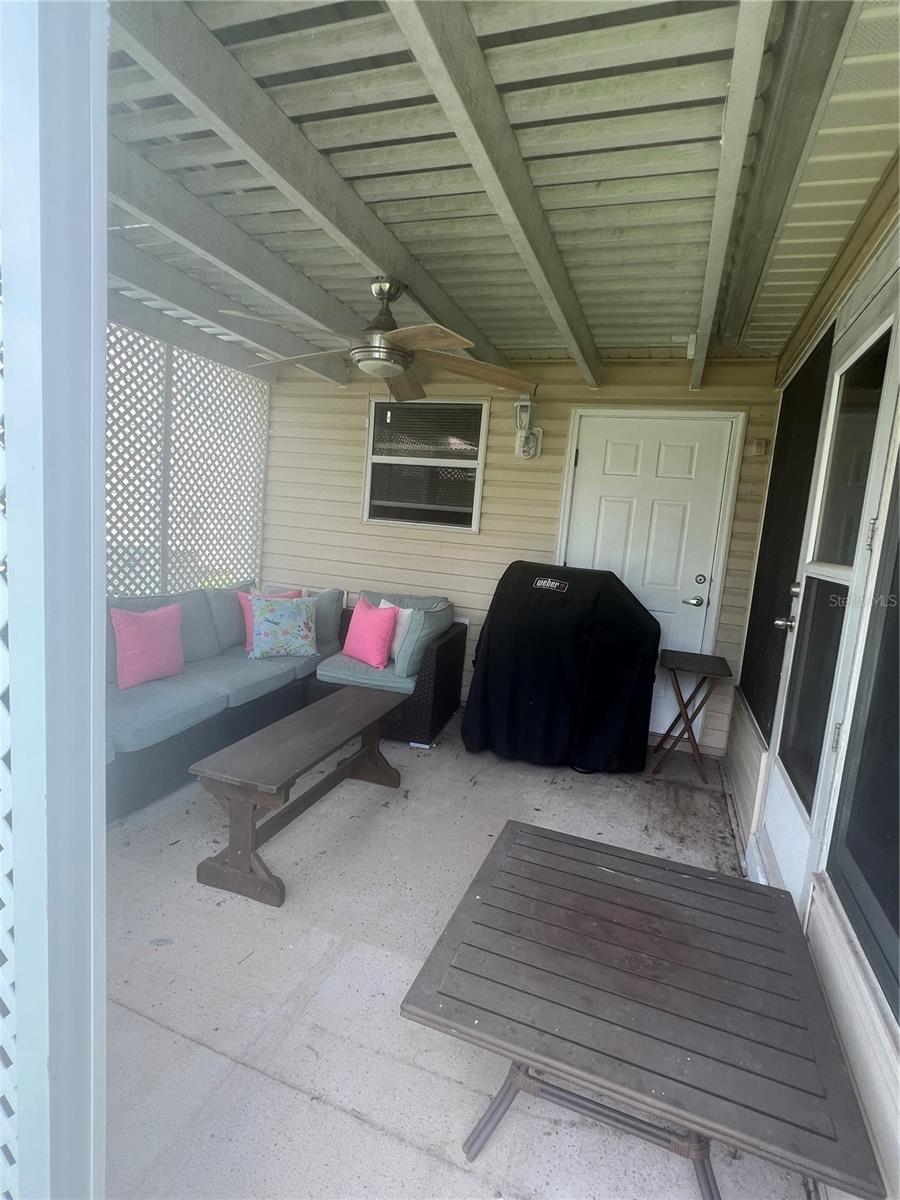 Image 22 of 28 For 9223 179th Wesley Street