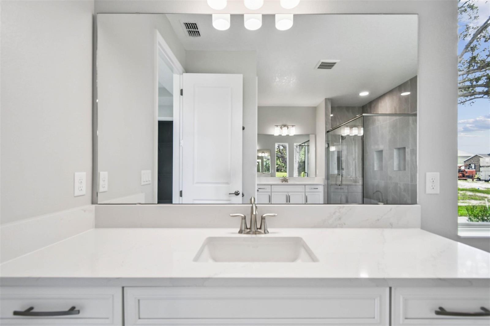 Image 32 of 85 For 17019 Overstory Road