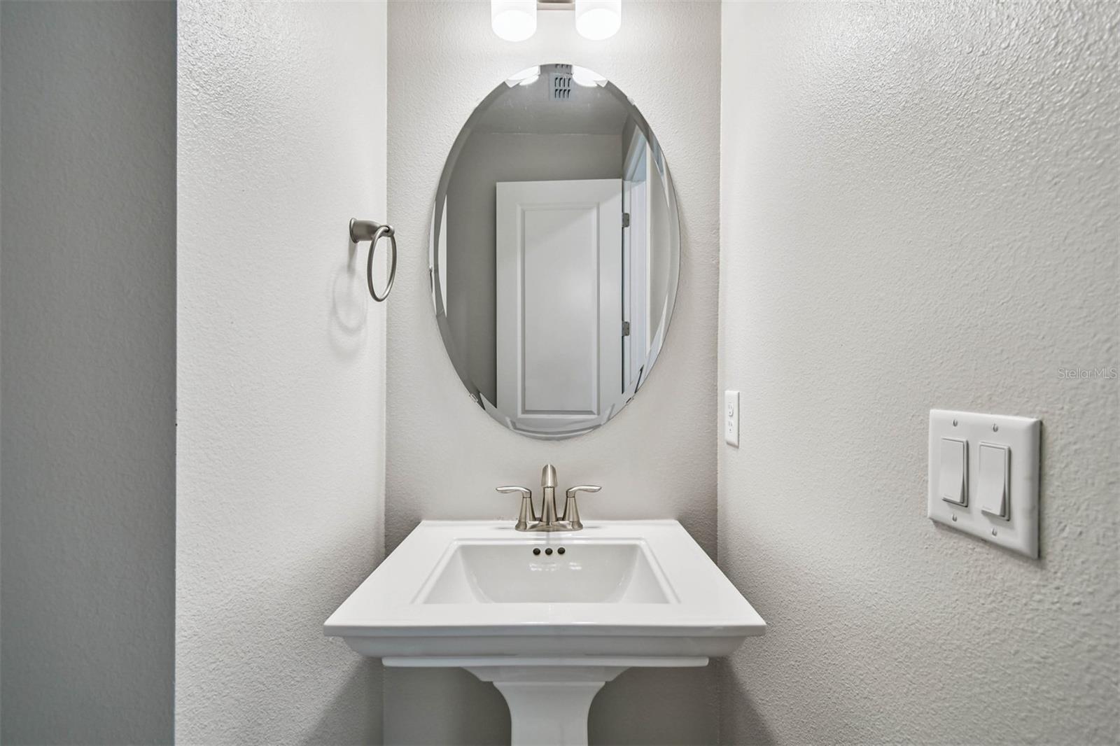 Image 47 of 85 For 17019 Overstory Road