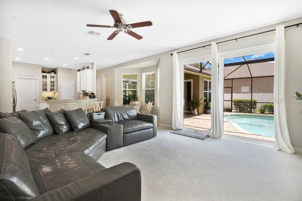 Image 13 of 42 For 9447 Westover Club Circle