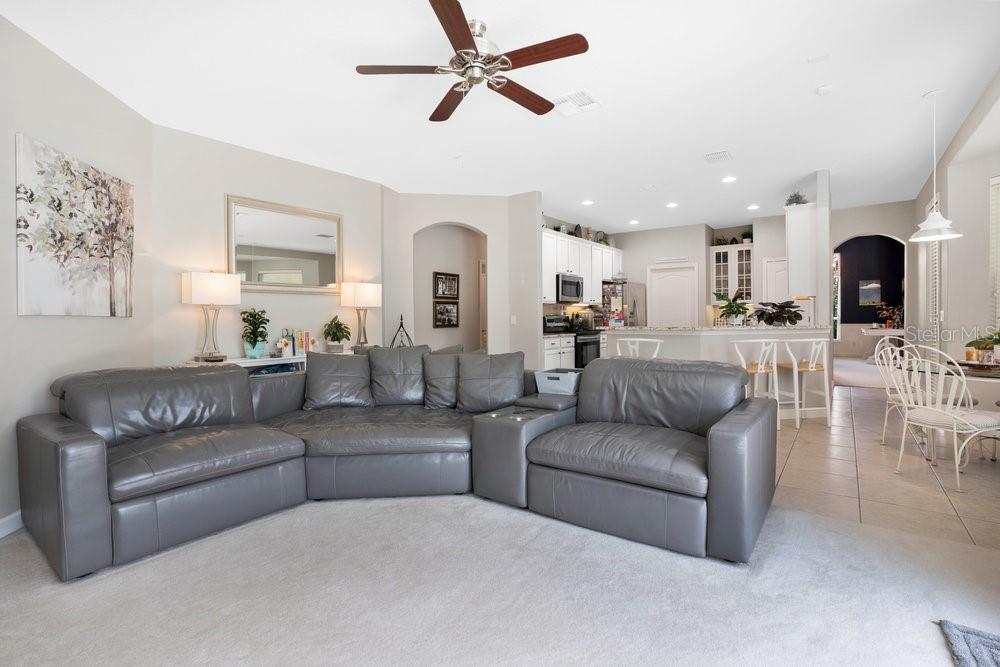 Image 15 of 42 For 9447 Westover Club Circle