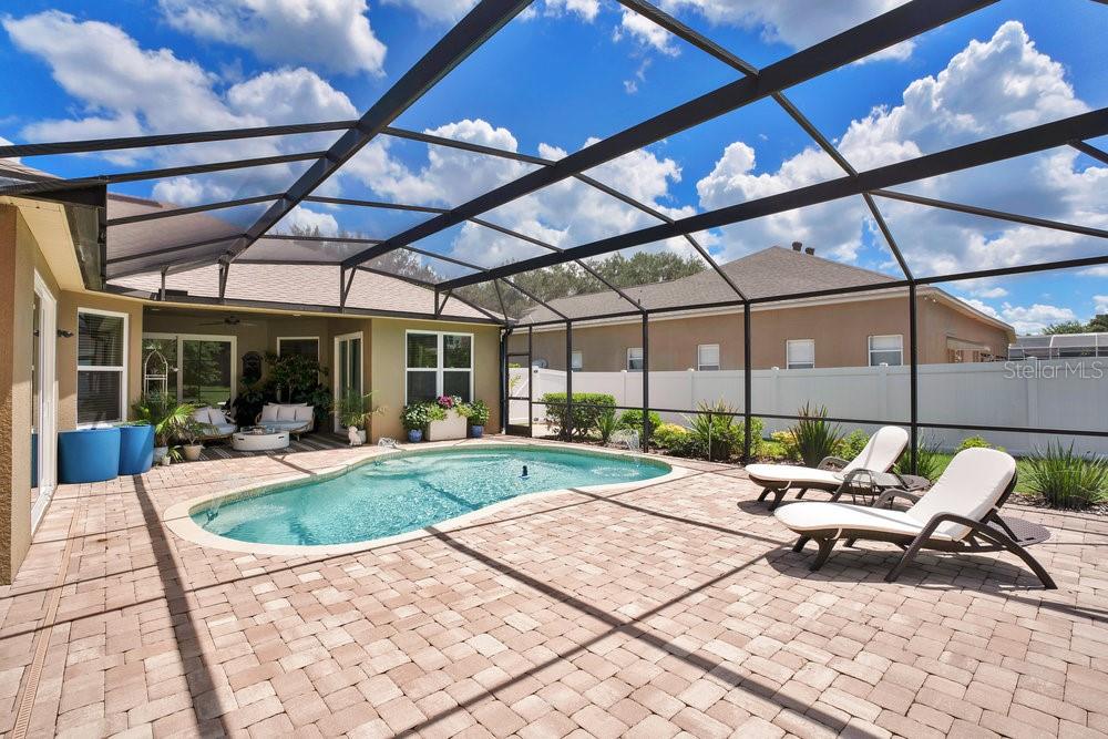 Image 26 of 42 For 9447 Westover Club Circle