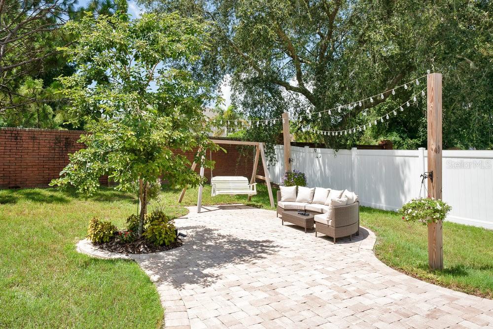 Image 31 of 42 For 9447 Westover Club Circle
