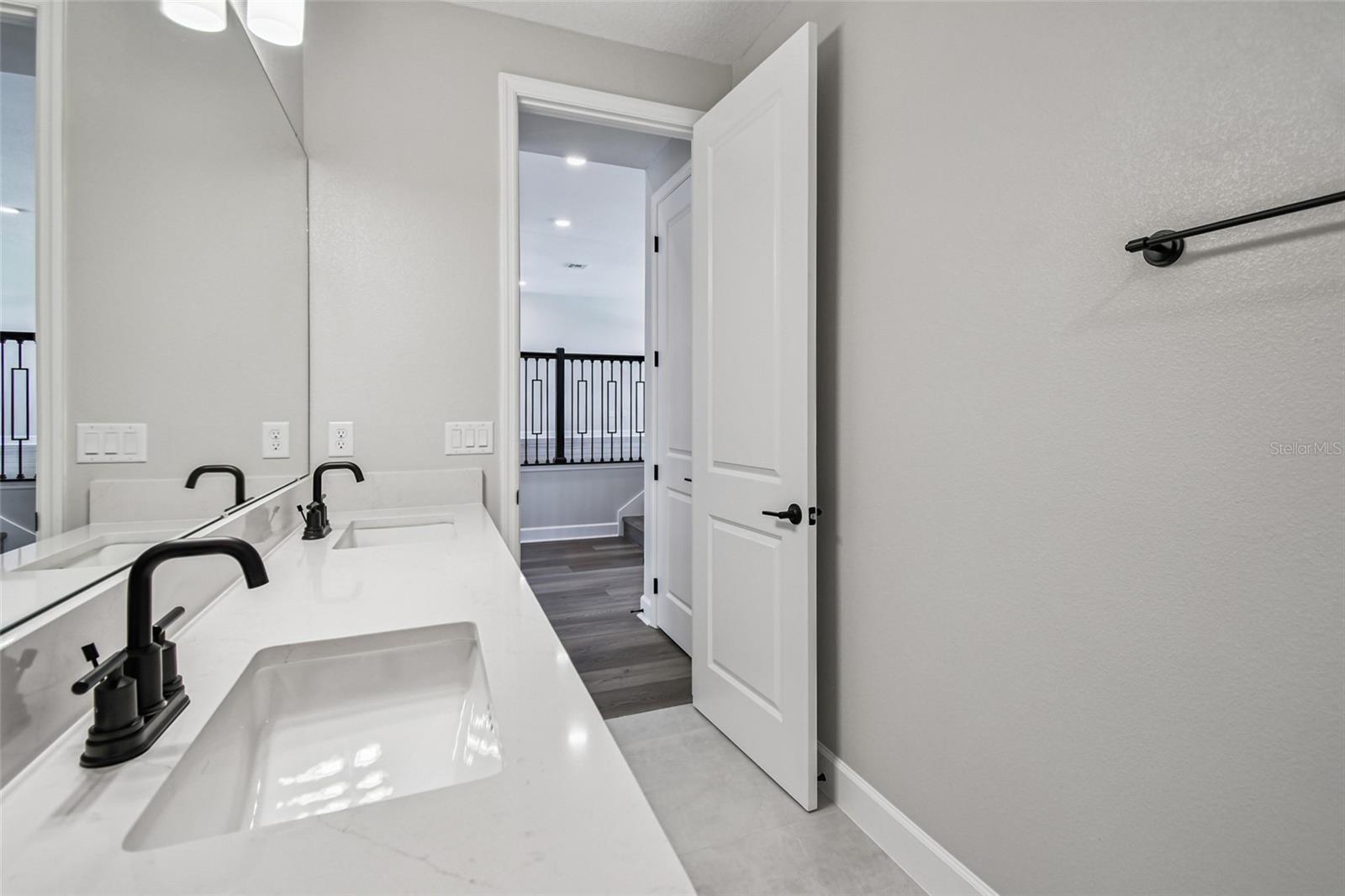 Image 13 of 66 For 17013 Overstory Road