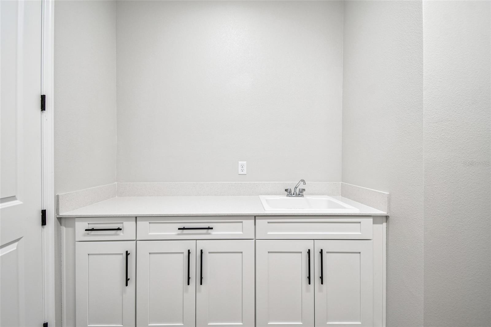 Image 25 of 66 For 17013 Overstory Road