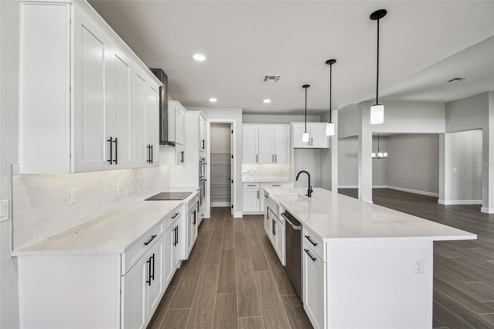 Image 35 of 66 For 17013 Overstory Road