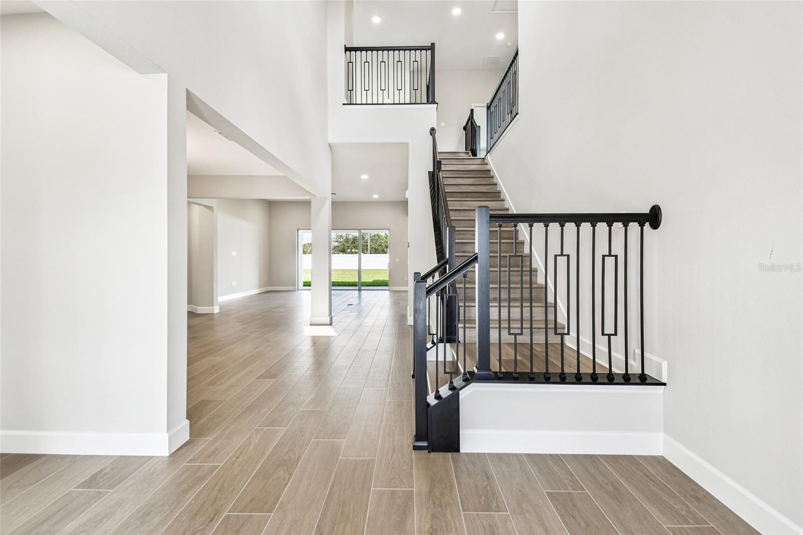 Image 49 of 66 For 17013 Overstory Road