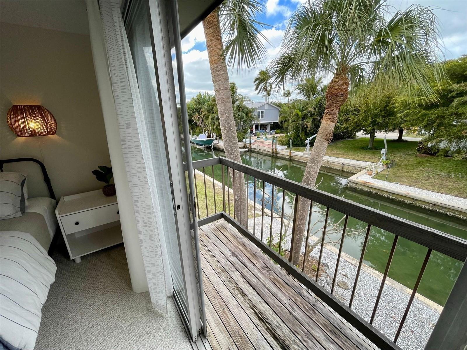 Image 11 of 59 For 779 Saint Judes Drive N