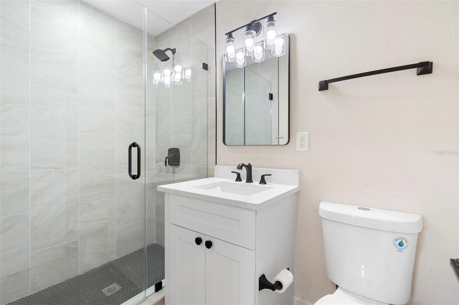 Image 21 of 43 For 5310 Pineview Way