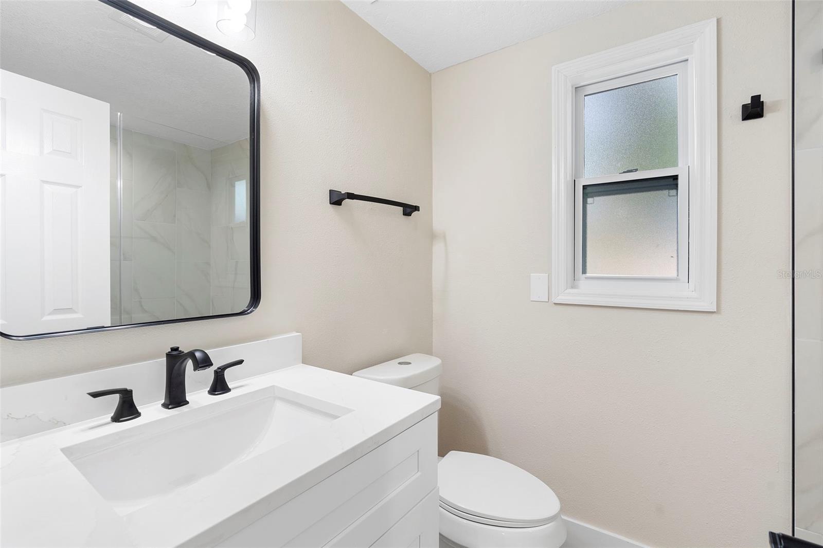 Image 22 of 43 For 5310 Pineview Way