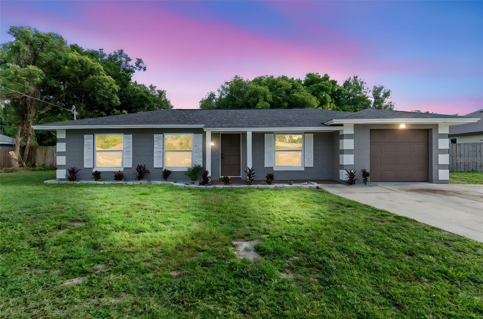 Image 3 of 43 For 5310 Pineview Way