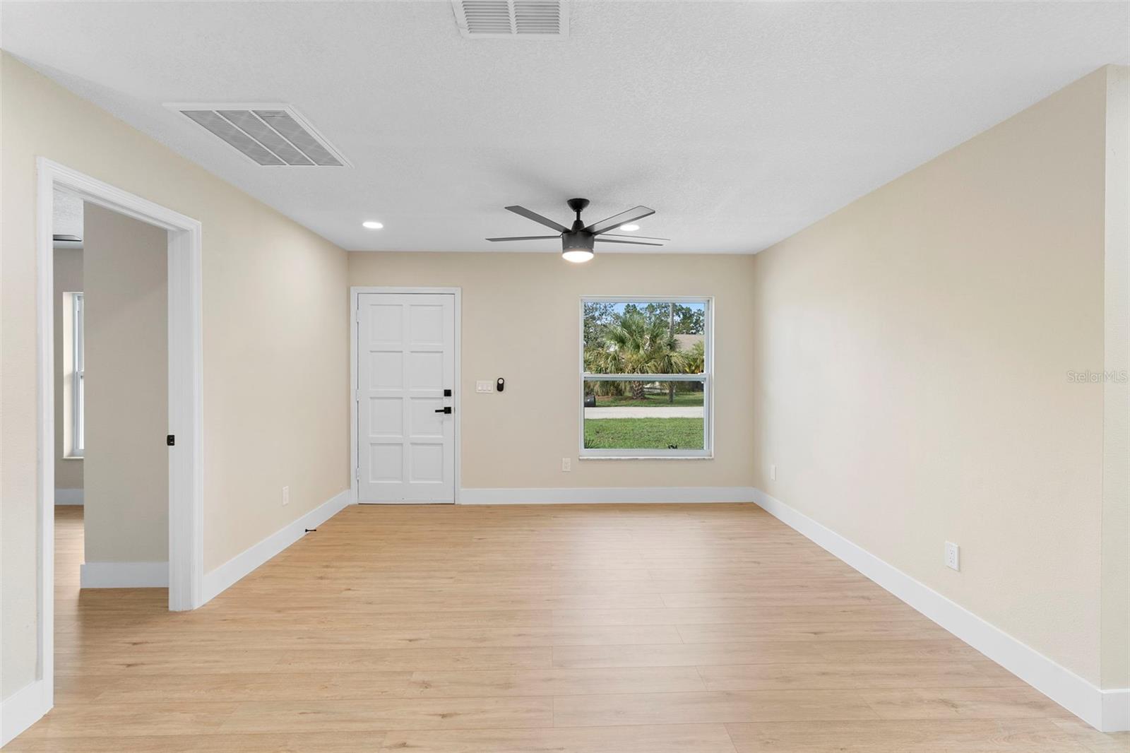 Image 33 of 43 For 5310 Pineview Way