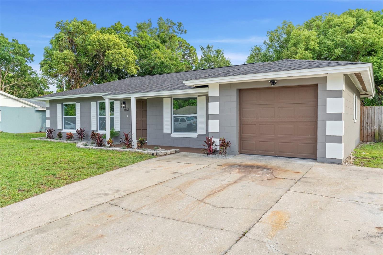 Image 37 of 43 For 5310 Pineview Way