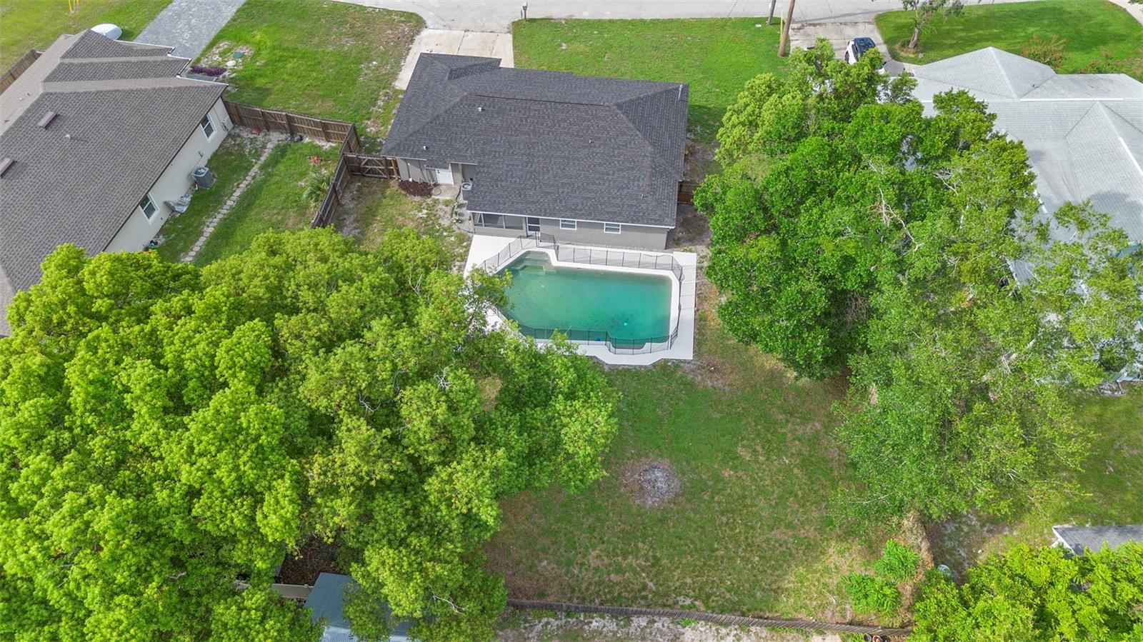 Image 38 of 43 For 5310 Pineview Way