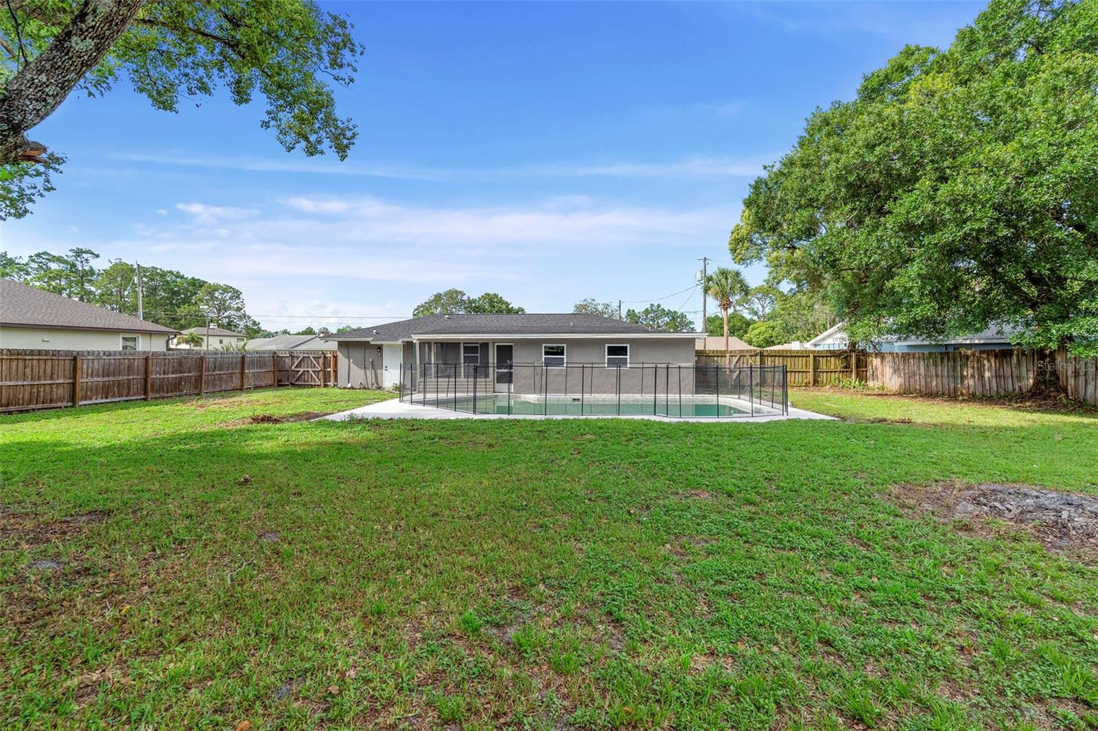 Image 41 of 43 For 5310 Pineview Way