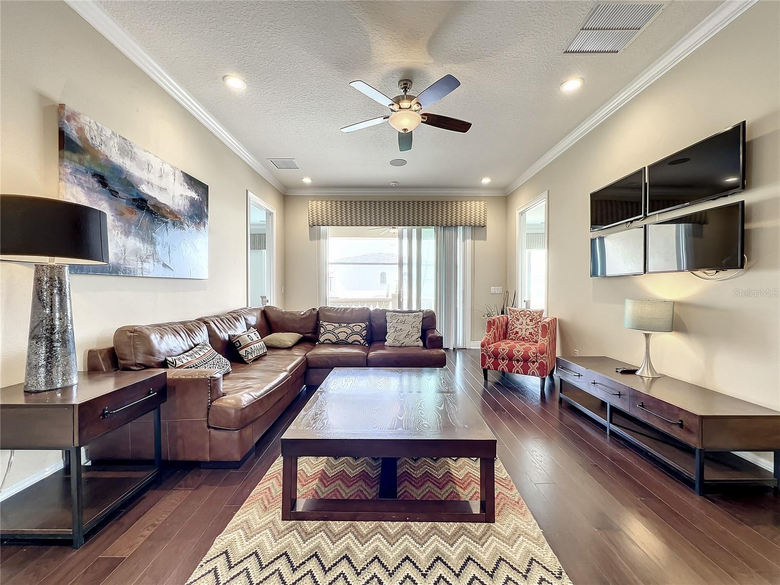 Image 38 of 86 For 760 Golden Bear Drive