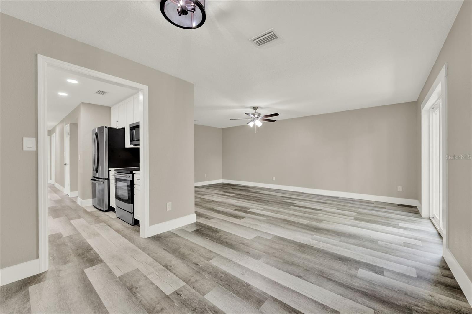 Image 3 of 13 For 1838 Windmill Drive