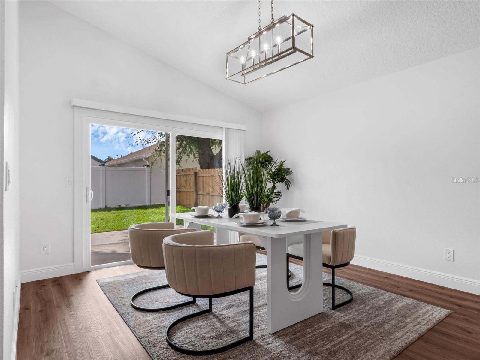 Image 10 of 25 For 12535 Earnest Avenue