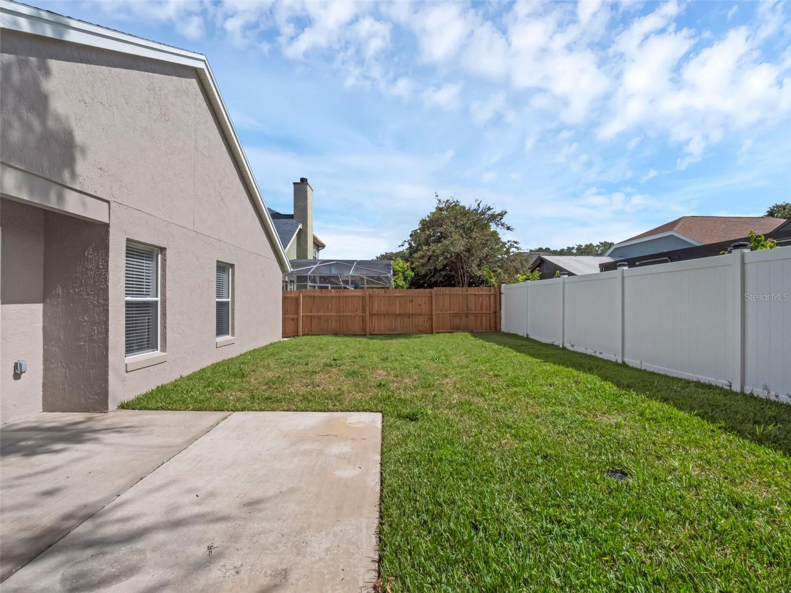 Image 22 of 25 For 12535 Earnest Avenue