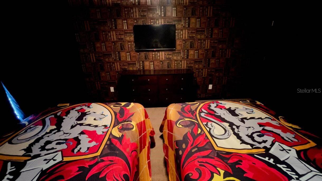 Image 21 of 37 For 8955 Cat Palm Road