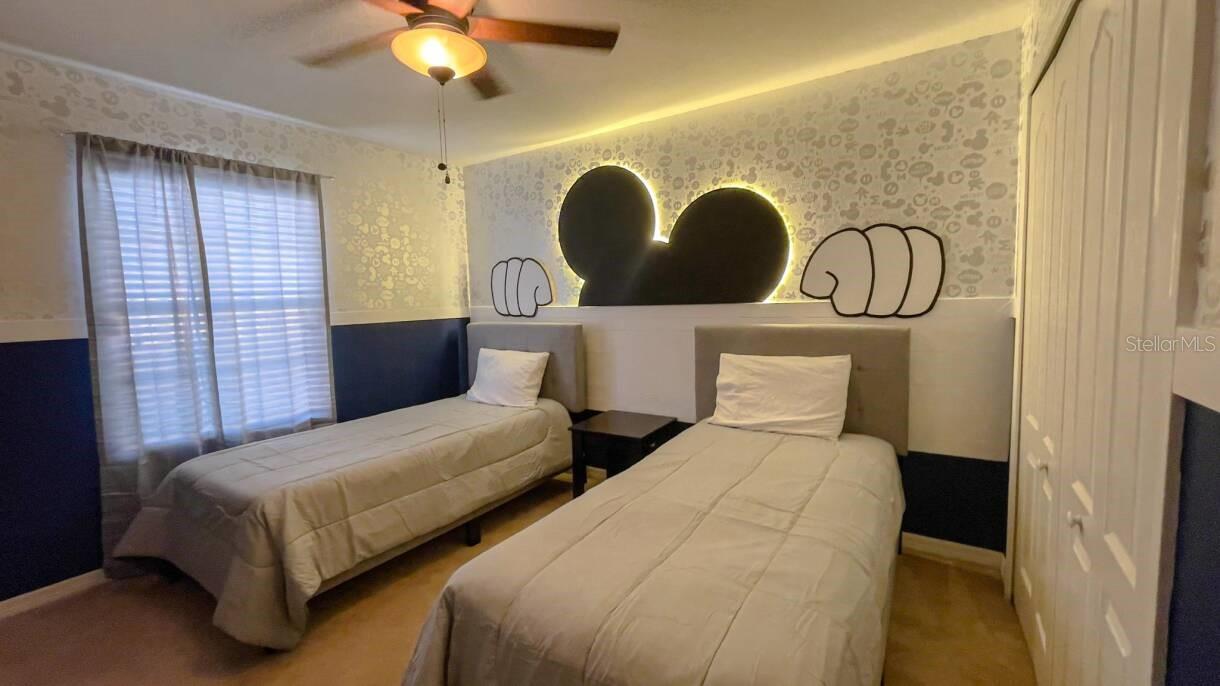 Image 23 of 37 For 8955 Cat Palm Road