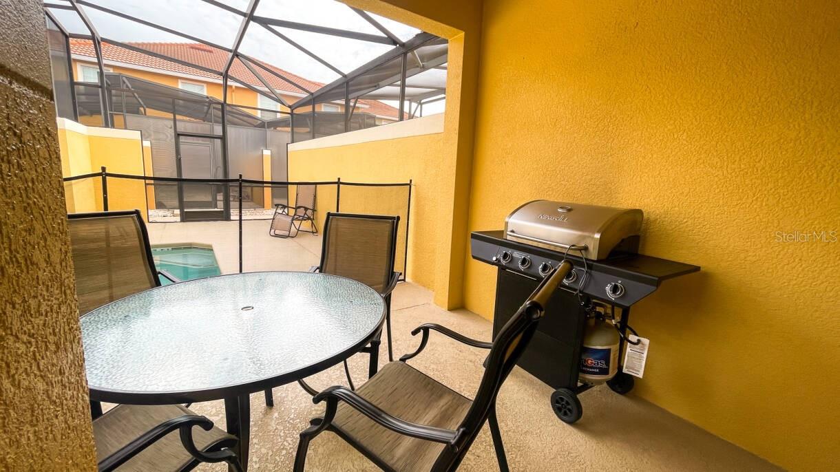 Image 25 of 37 For 8955 Cat Palm Road