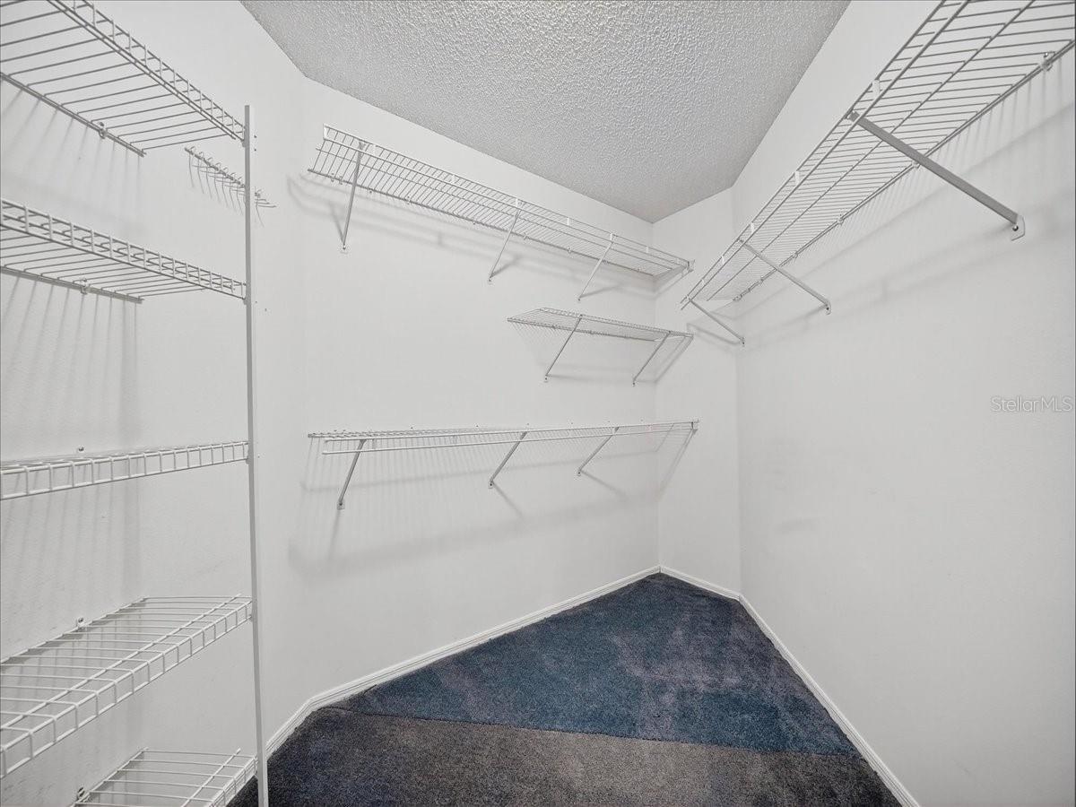 Image 18 of 33 For 1920 Wiregrass Court