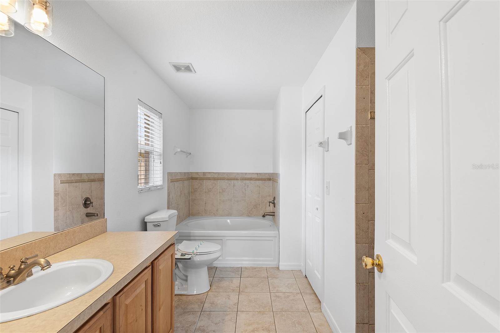 Image 13 of 16 For 7352 Tower Bridge Drive