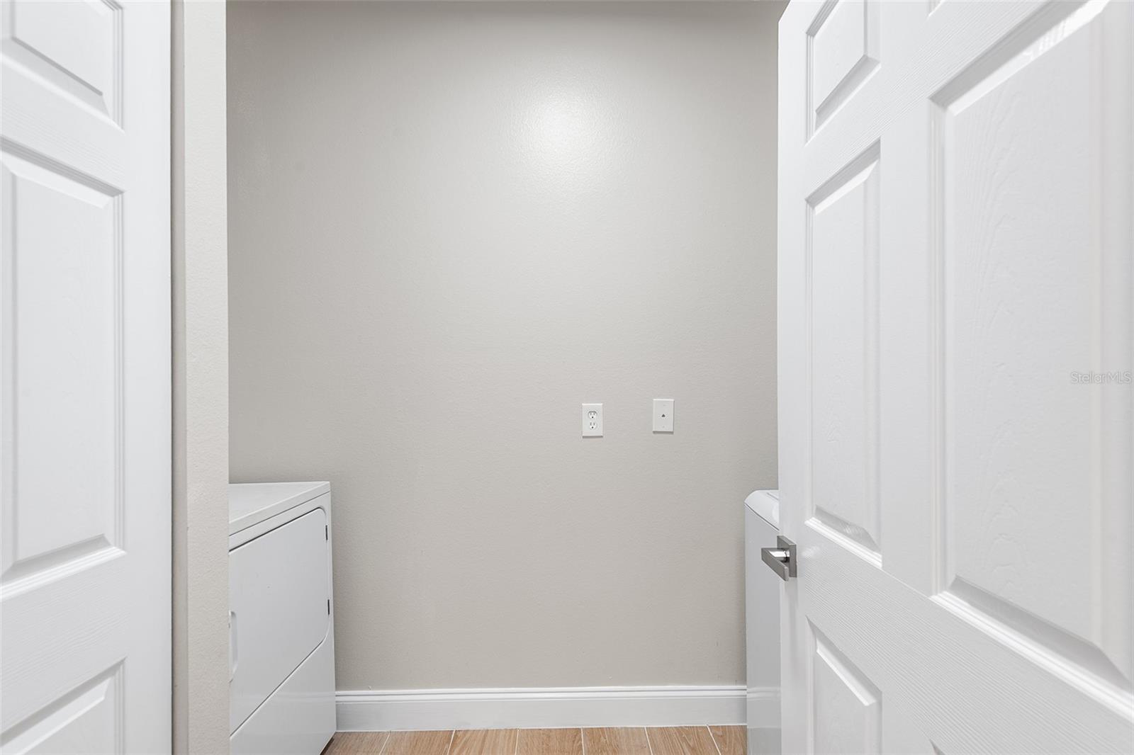 Image 20 of 20 For 18107 Bridle Club Drive 18107