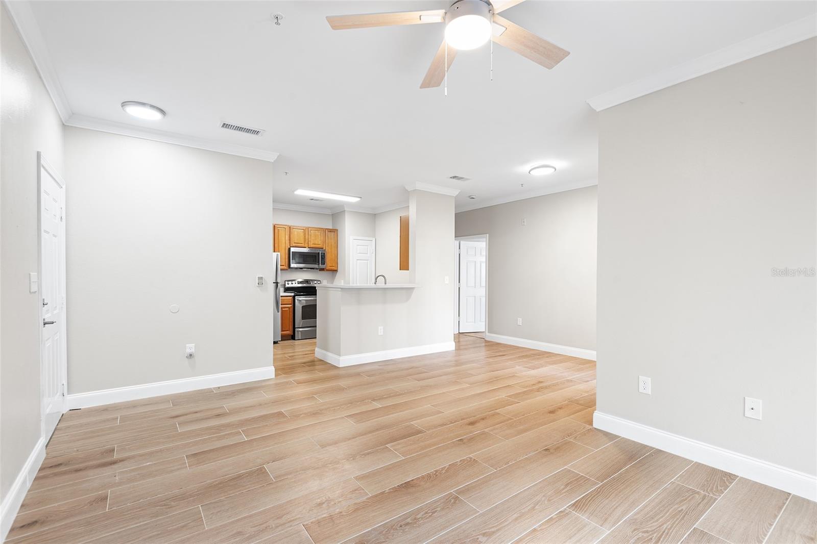 Image 5 of 20 For 18107 Bridle Club Drive 18107