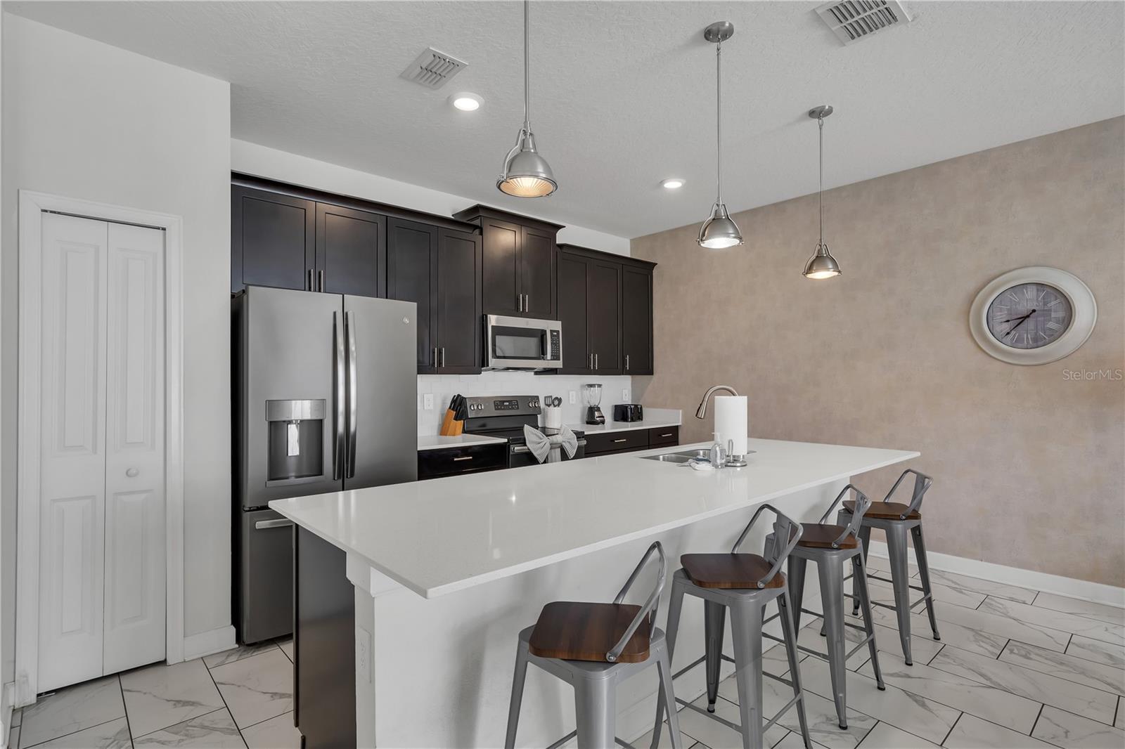 Image 3 of 50 For 9005 Stinger Drive