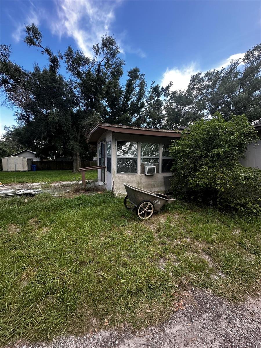Image 4 of 20 For 10004 Vaughn Street