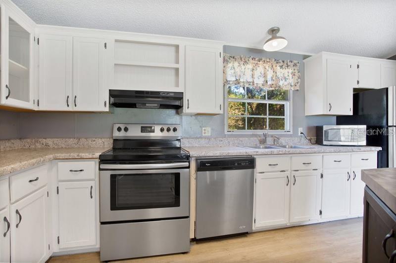 Image 8 of 18 For 12190 10th Avenue