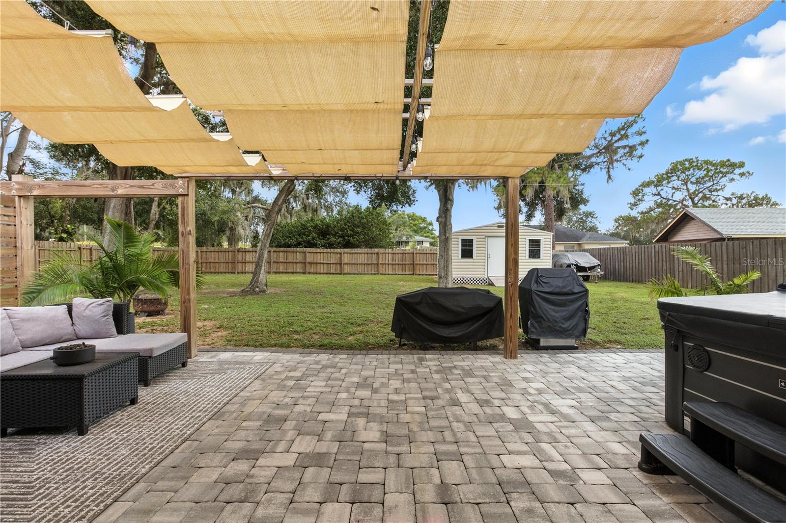 Image 19 of 52 For 405 Palm Avenue