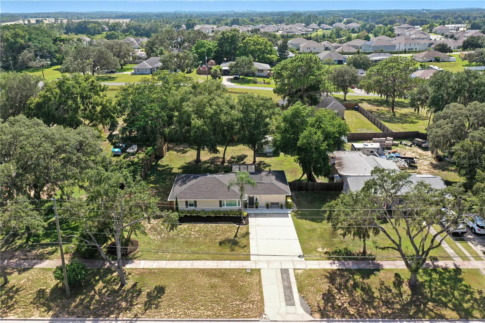 Image 36 of 52 For 405 Palm Avenue