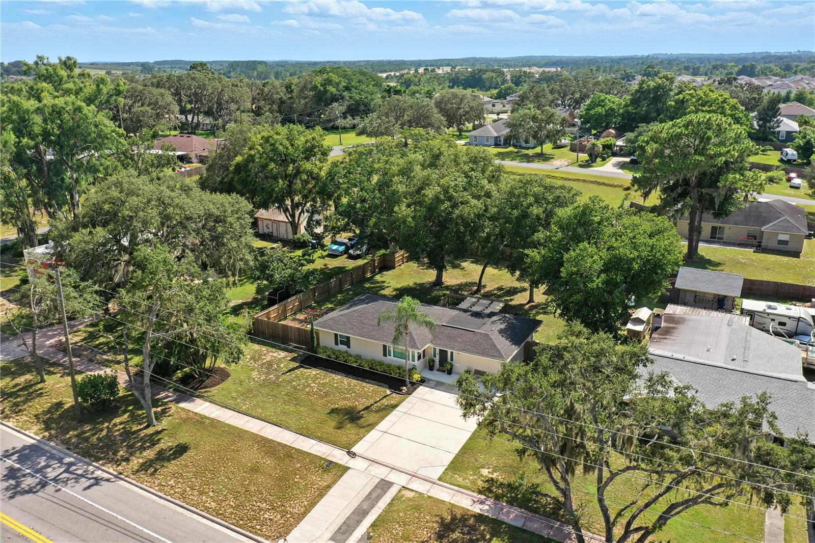 Image 37 of 52 For 405 Palm Avenue