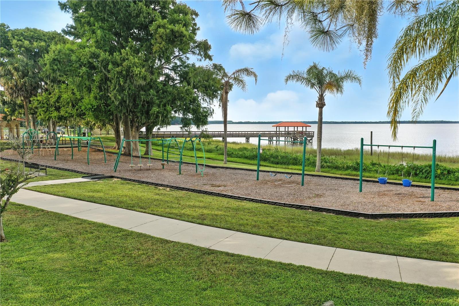 Image 43 of 52 For 405 Palm Avenue
