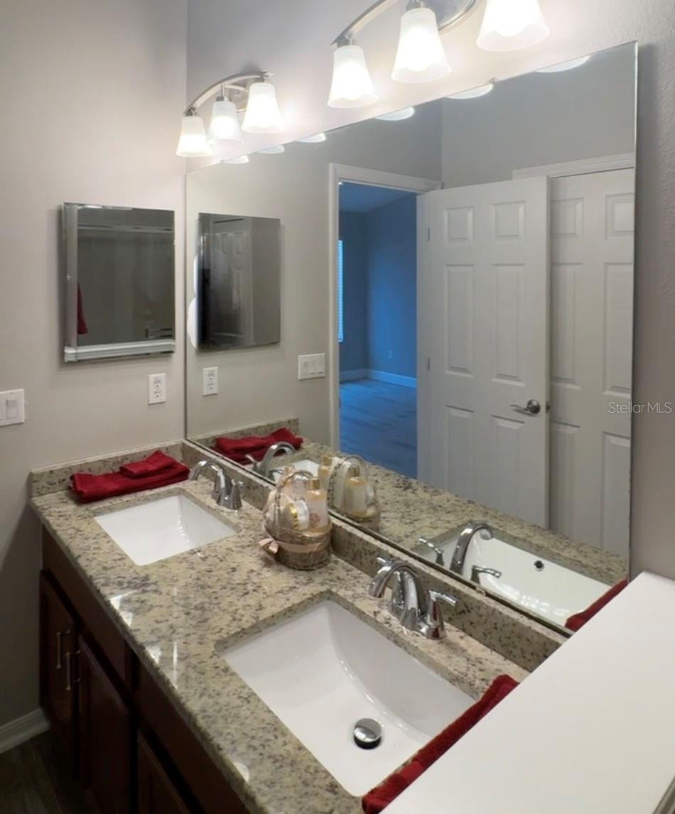 Image 19 of 36 For 12508 Langstaff Drive