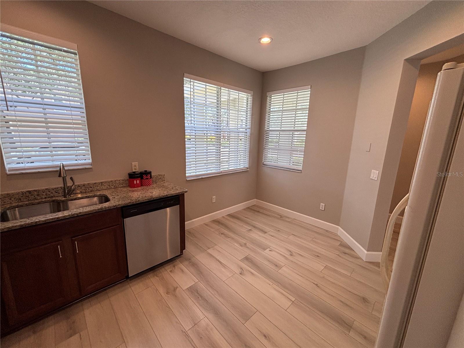 Image 7 of 36 For 12508 Langstaff Drive
