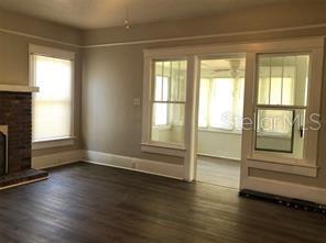 Image 3 of 13 For 910 Park Avenue B