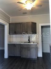 Image 6 of 13 For 910 Park Avenue B