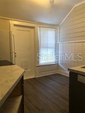 Image 7 of 13 For 910 Park Avenue B