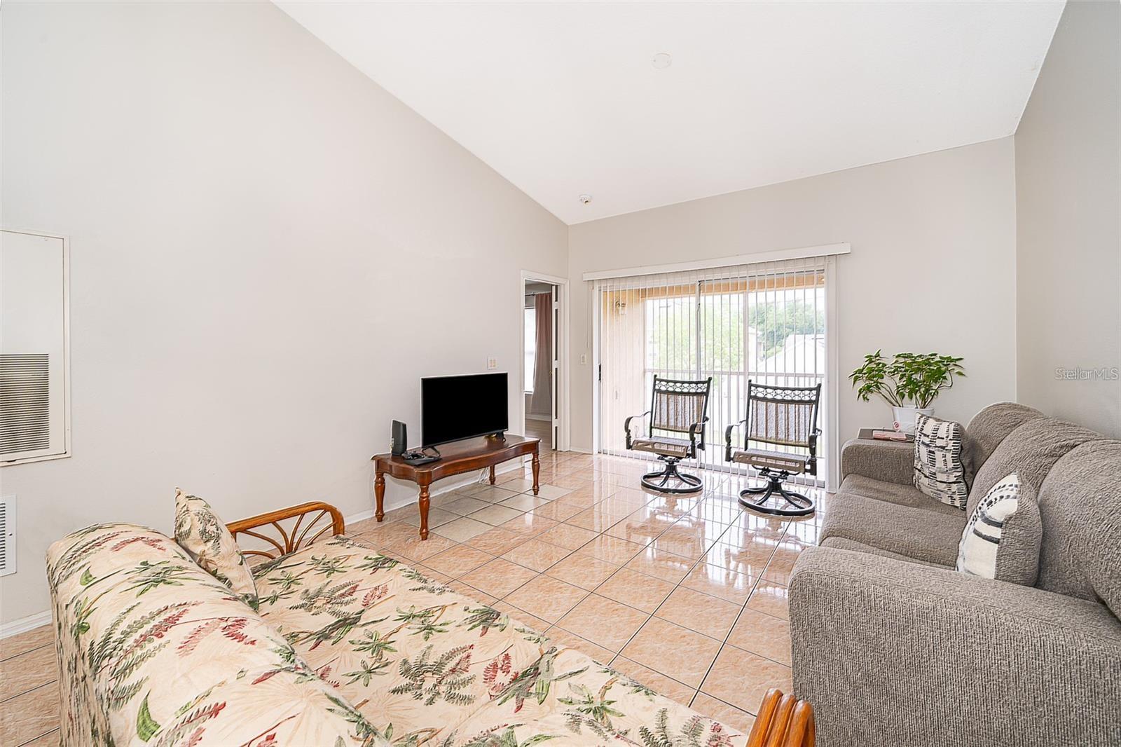 Image 10 of 16 For 13403 Fairway Glen Drive 203