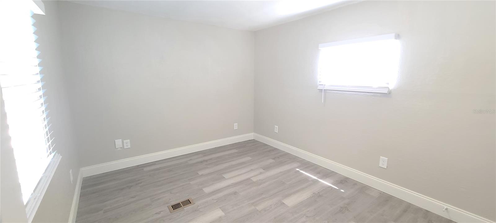 Image 12 of 42 For 1211 Vagabond Drive