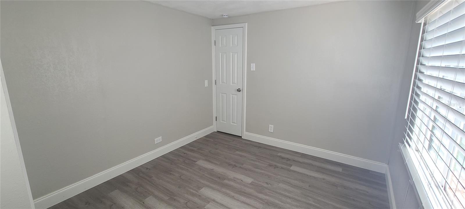 Image 18 of 42 For 1211 Vagabond Drive