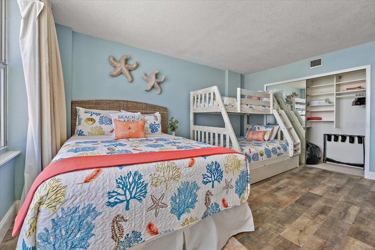Image 12 of 31 For 1575 Ocean Shore Boulevard 705