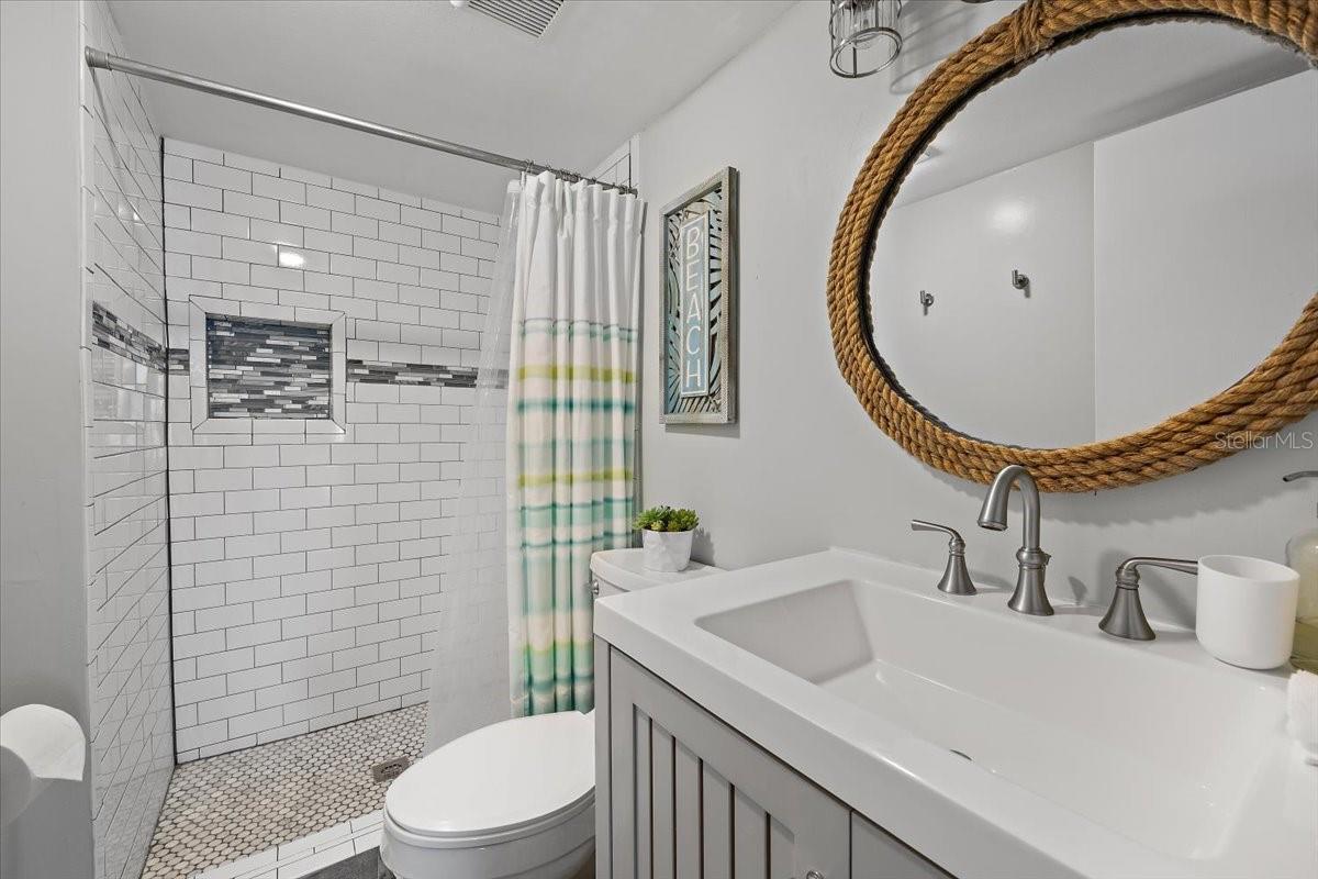 Image 14 of 31 For 1575 Ocean Shore Boulevard 705