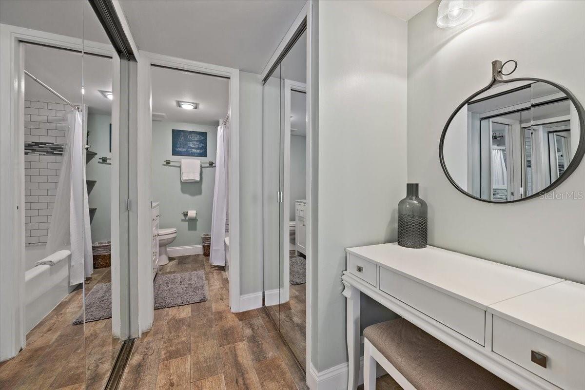 Image 17 of 31 For 1575 Ocean Shore Boulevard 705