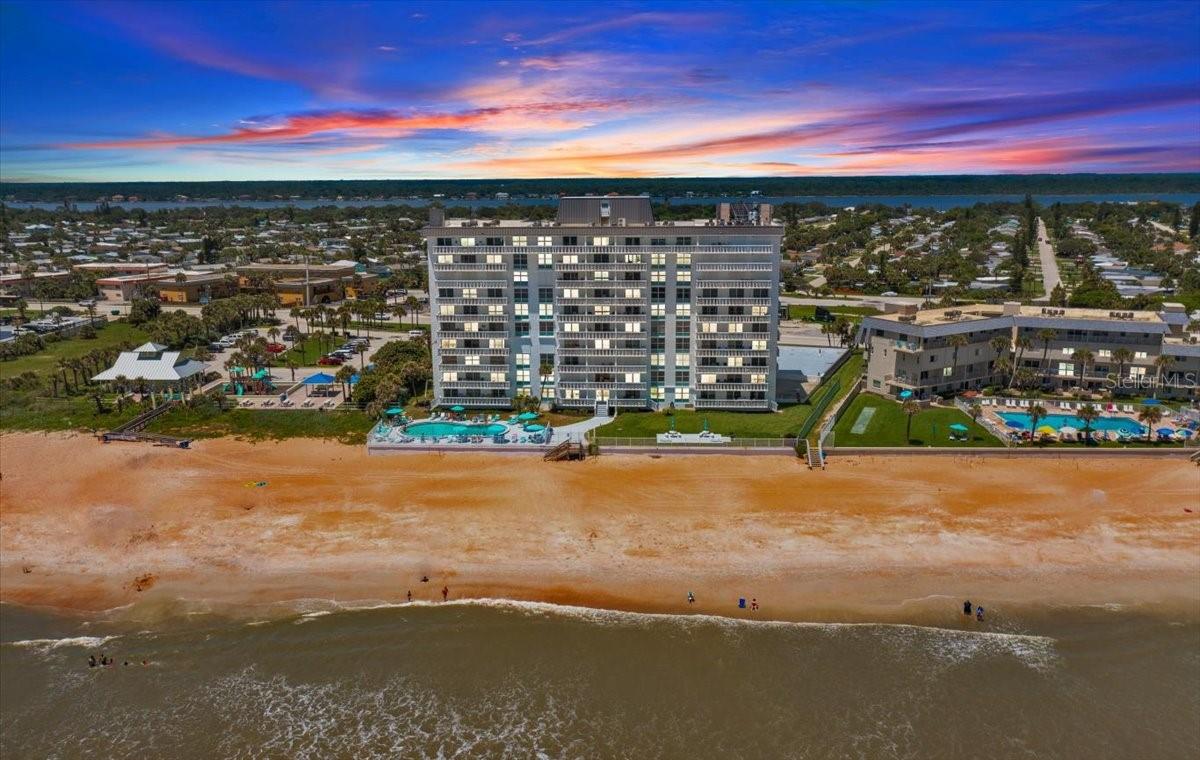 Image 3 of 31 For 1575 Ocean Shore Boulevard 705