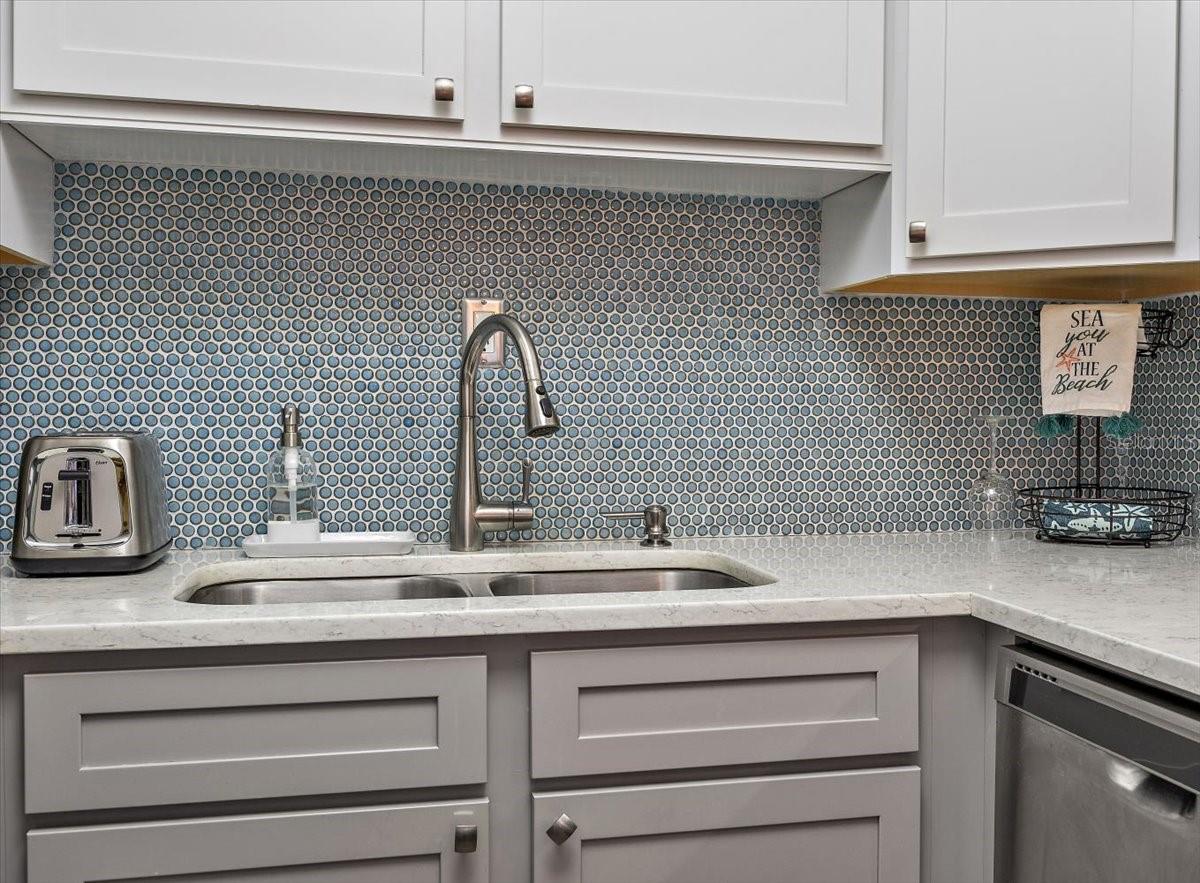 Image 6 of 31 For 1575 Ocean Shore Boulevard 705